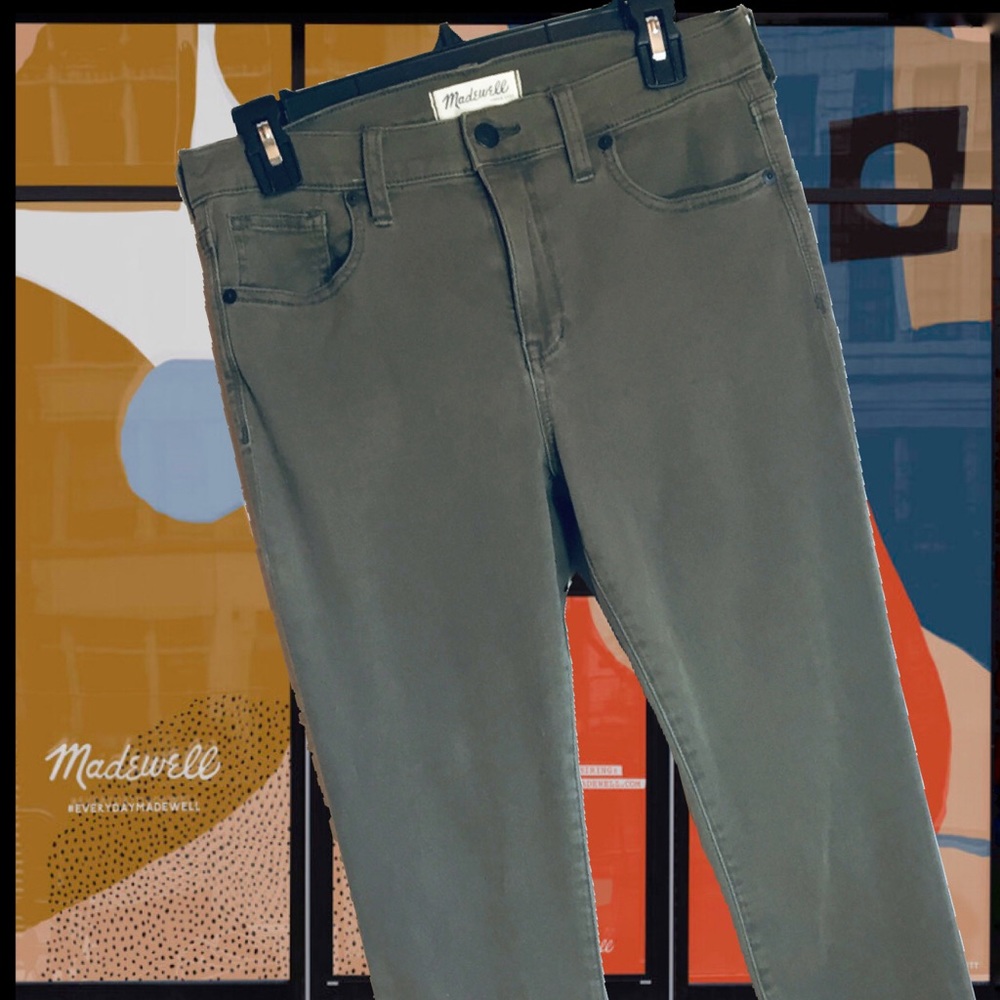 Madewell Olive Green Skinny Jeans Raw Hem size 28